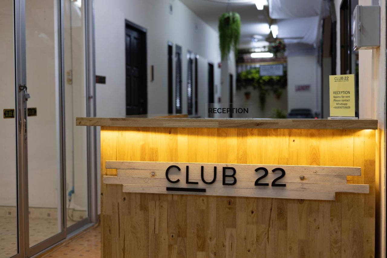 Club22 Kamala Suites, カマラビーチ エクステリア 写真
