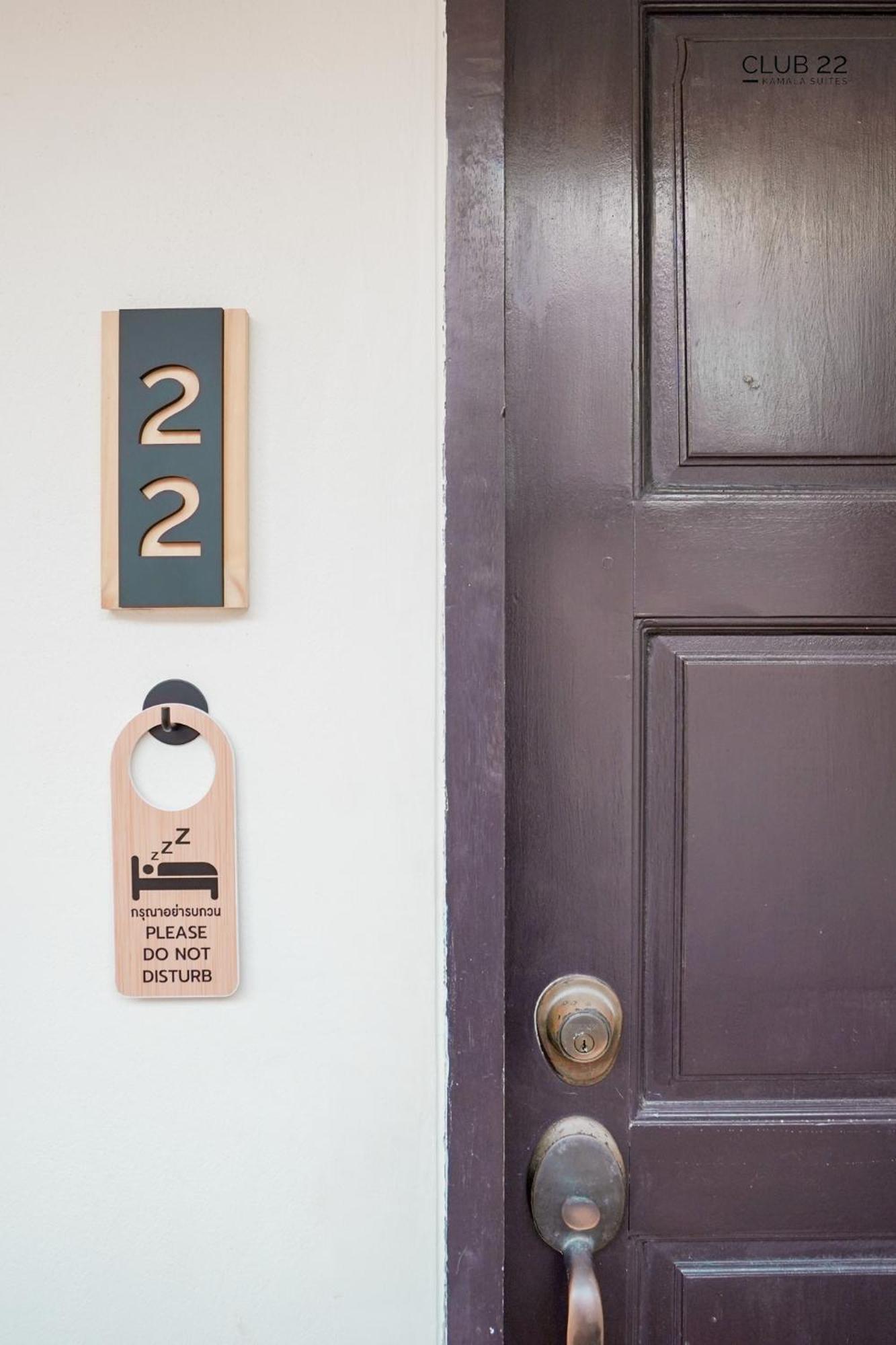 Club22 Kamala Suites, カマラビーチ エクステリア 写真